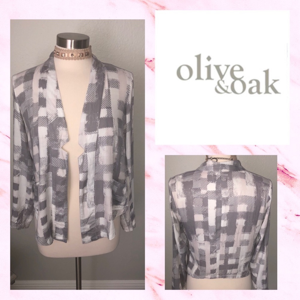 🎀CLEARANCE🎀 Olive & Oak Plaid Light Weight Blazer